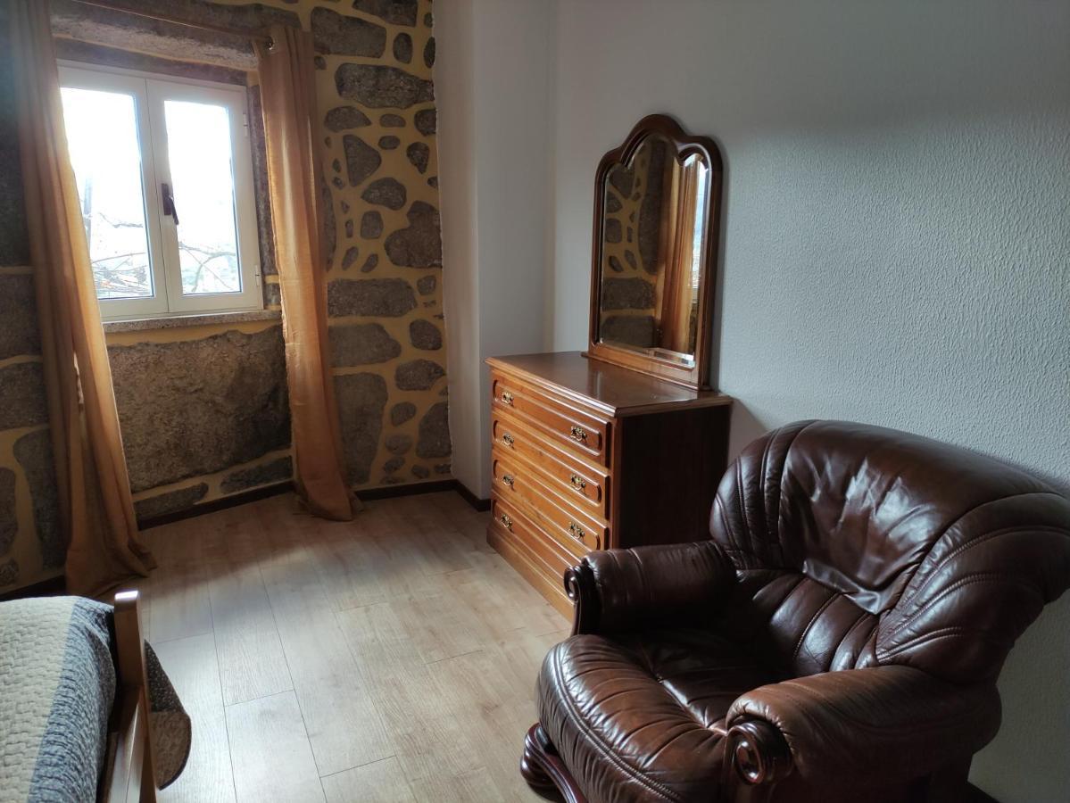 Casa Da Ramada Villa คัมโปดูเชเรส ภายนอก รูปภาพ